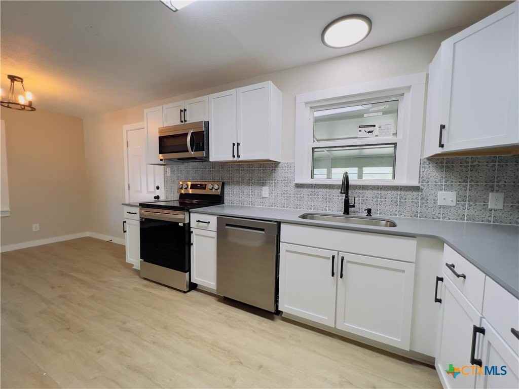 105 Nauert St - Photo 4 of 11