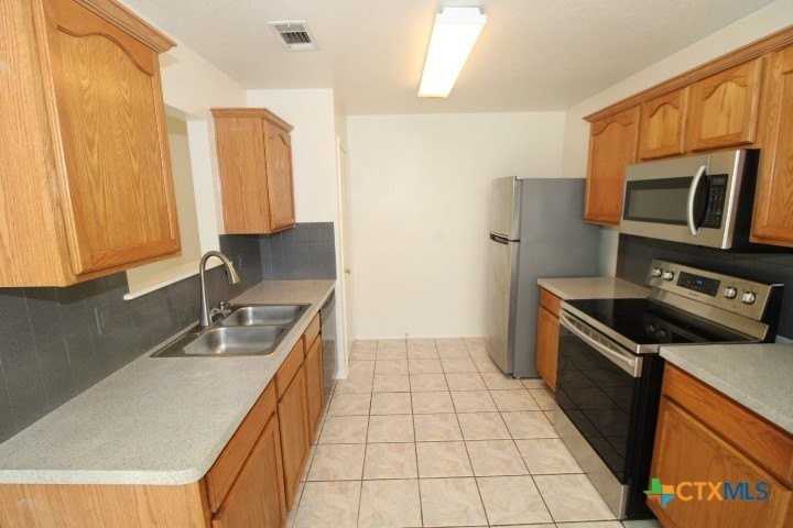 1407 Saddle Drive - Photo 5 of 15