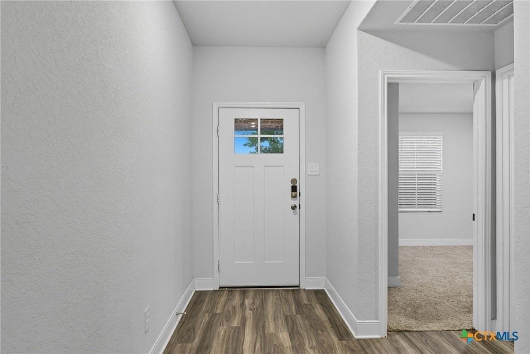 1308 Parkwood - Photo 5 of 35