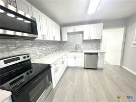 featured image of 743 E 13th Ave