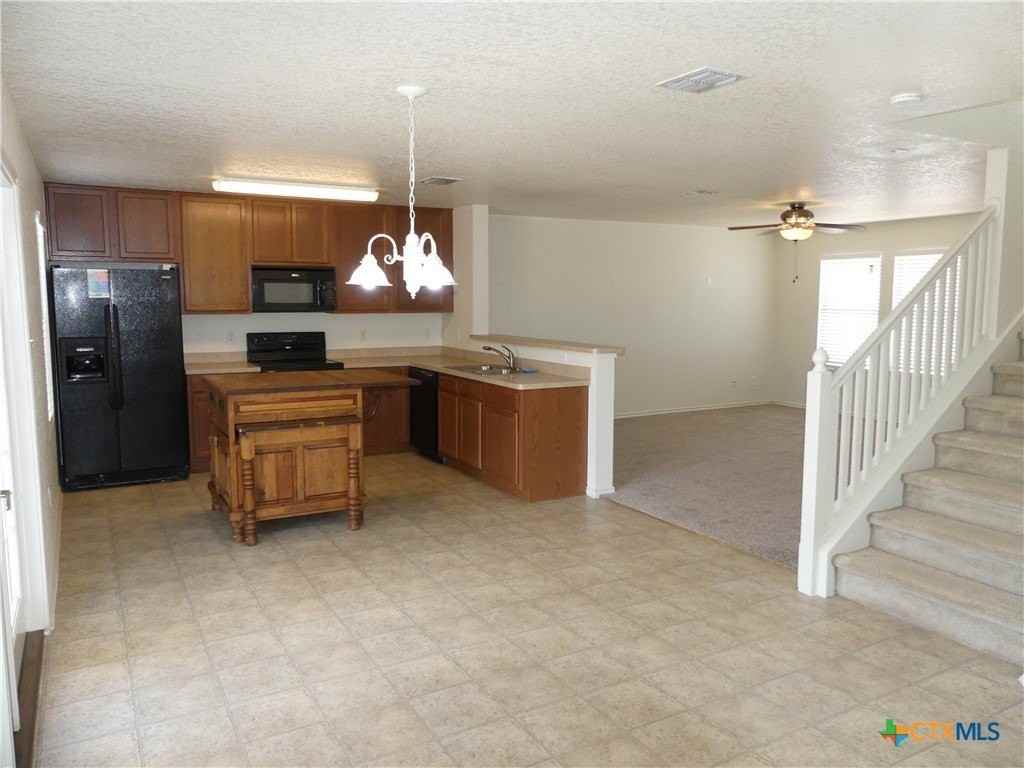 664 Northern Lights Drive - Photo 4 of 38