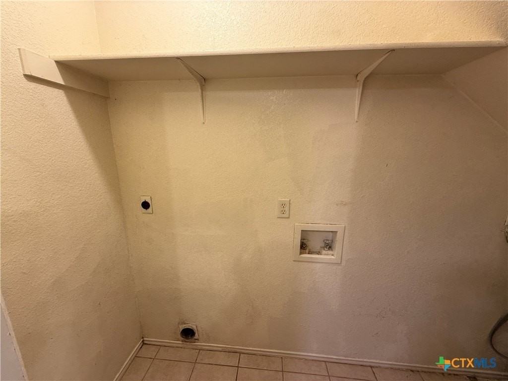 4403 Deek Dr Apt C #C - Photo 5 of 7