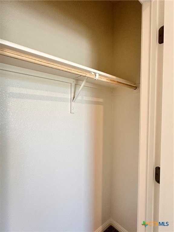 124 124 Parrigin Cove - Photo 5 of 37