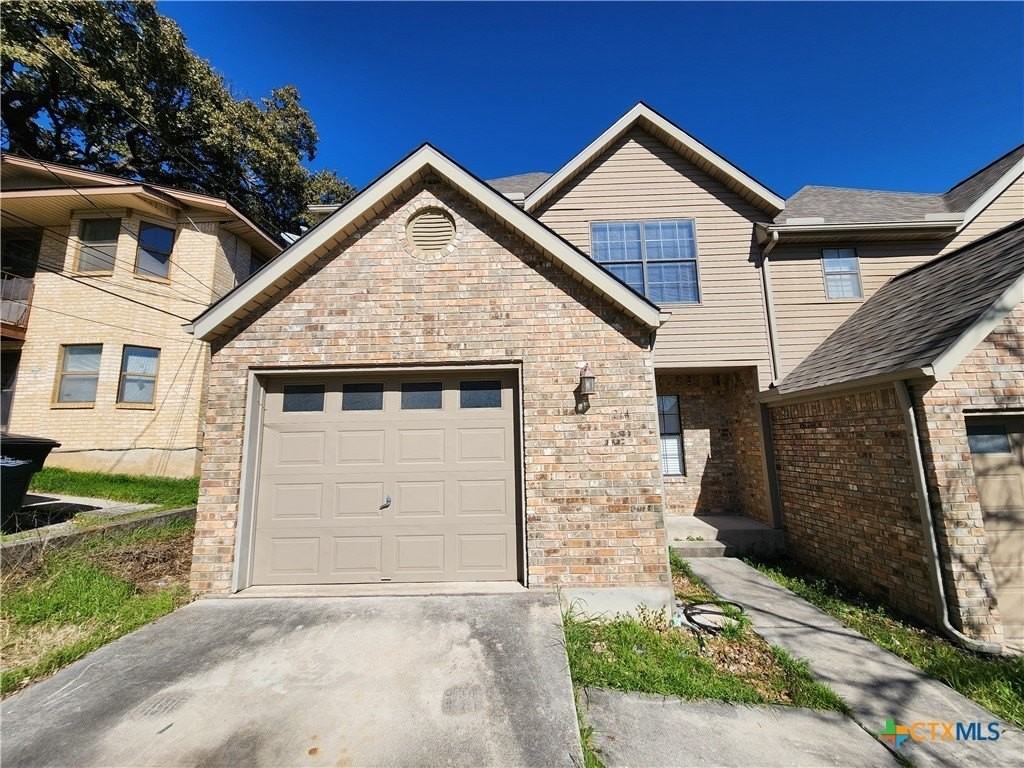 21 Moss Rock Dr Unit A #A - Photo 2 of 33