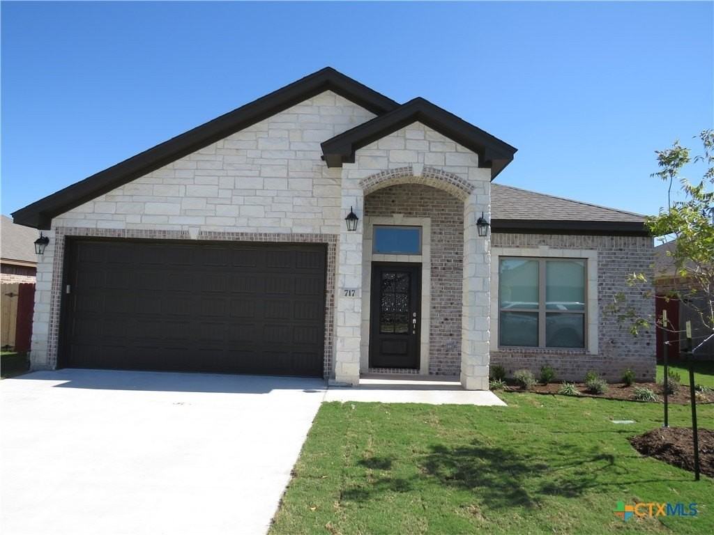 717 Holstein Drive - Photo 2 of 31