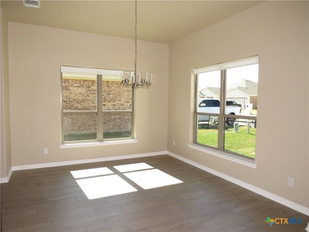 717 Holstein Drive - Photo 4 of 31