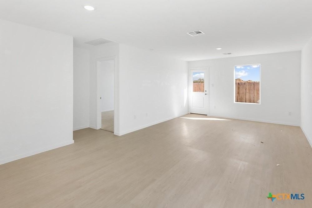 316 Alligator Crk - Photo 6 of 24