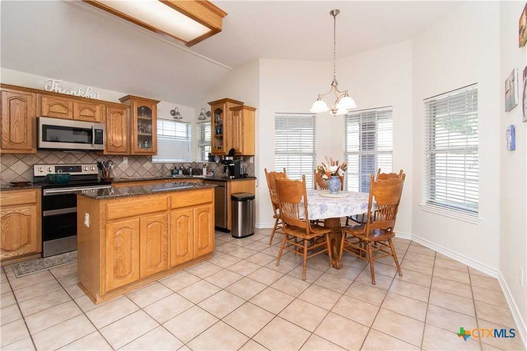 103 Corral Ct - Photo 7 of 27