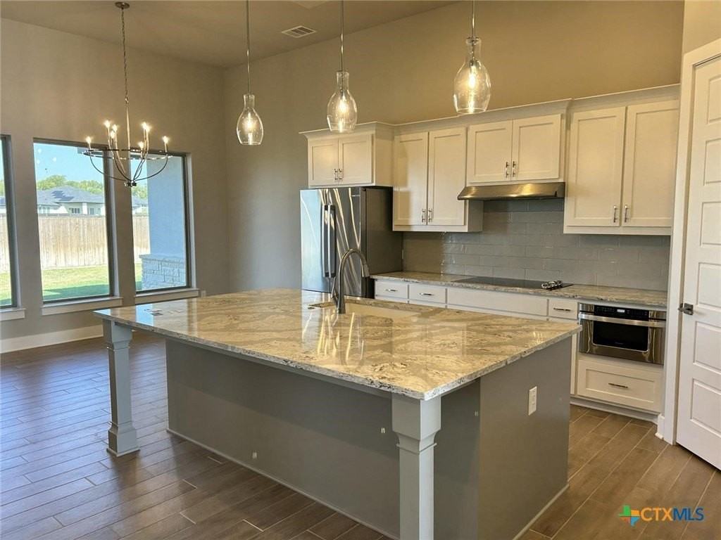 6426 Clayton Court - Photo 7 of 34