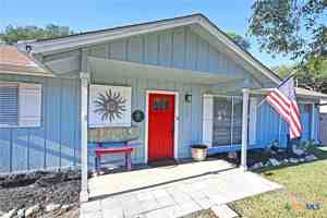 featured image of 553 Scenic Dr