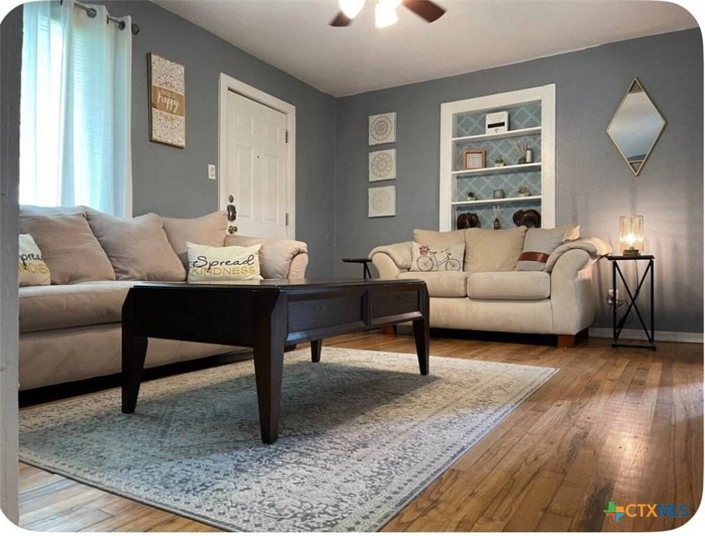 284 Perryman St - Photo 2 of 41