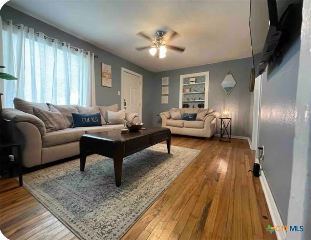284 Perryman St - Photo 3 of 41