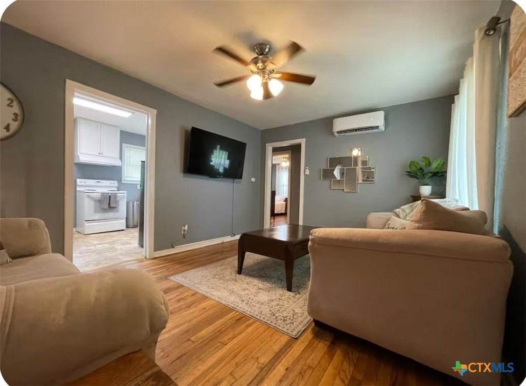 284 Perryman St - Photo 5 of 41