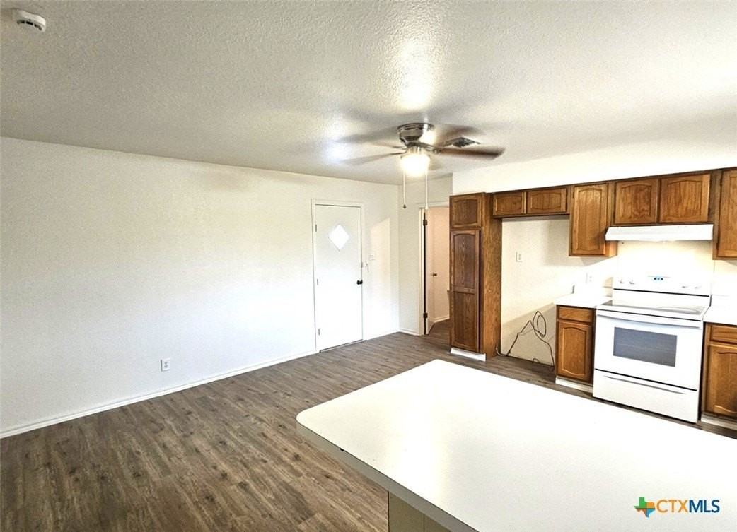 105 Santa Clara St - Photo 2 of 28