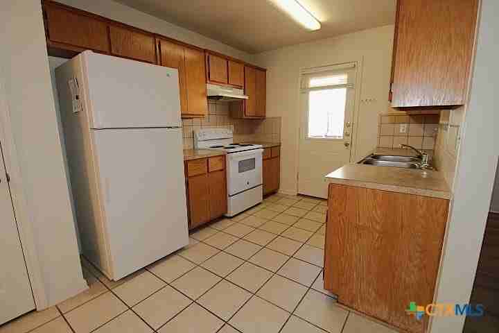305 Cedar Ridge Dr Unit B #B - Photo 5 of 14