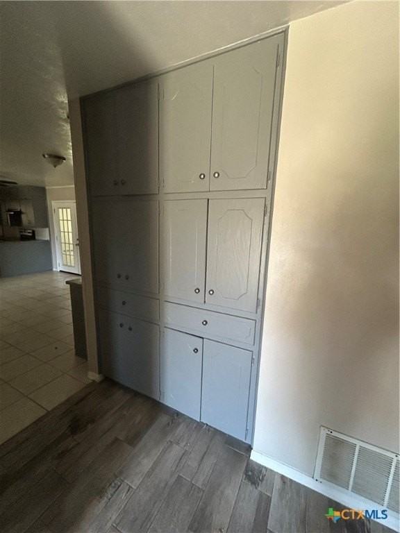 1302 Cedar Dr - Photo 6 of 15