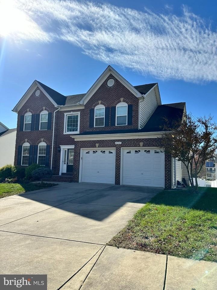 24421 Broad Creek Drive - Photo 2 of 34