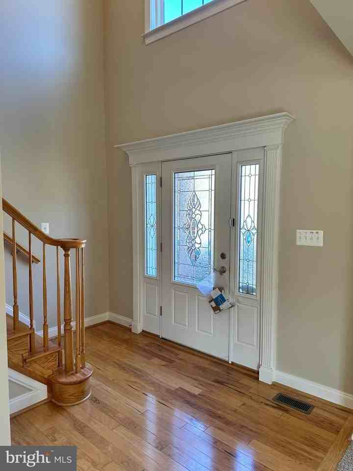 24421 Broad Creek Drive - Photo 4 of 34