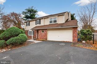 11 Grant Dr - Photo 1 of 1