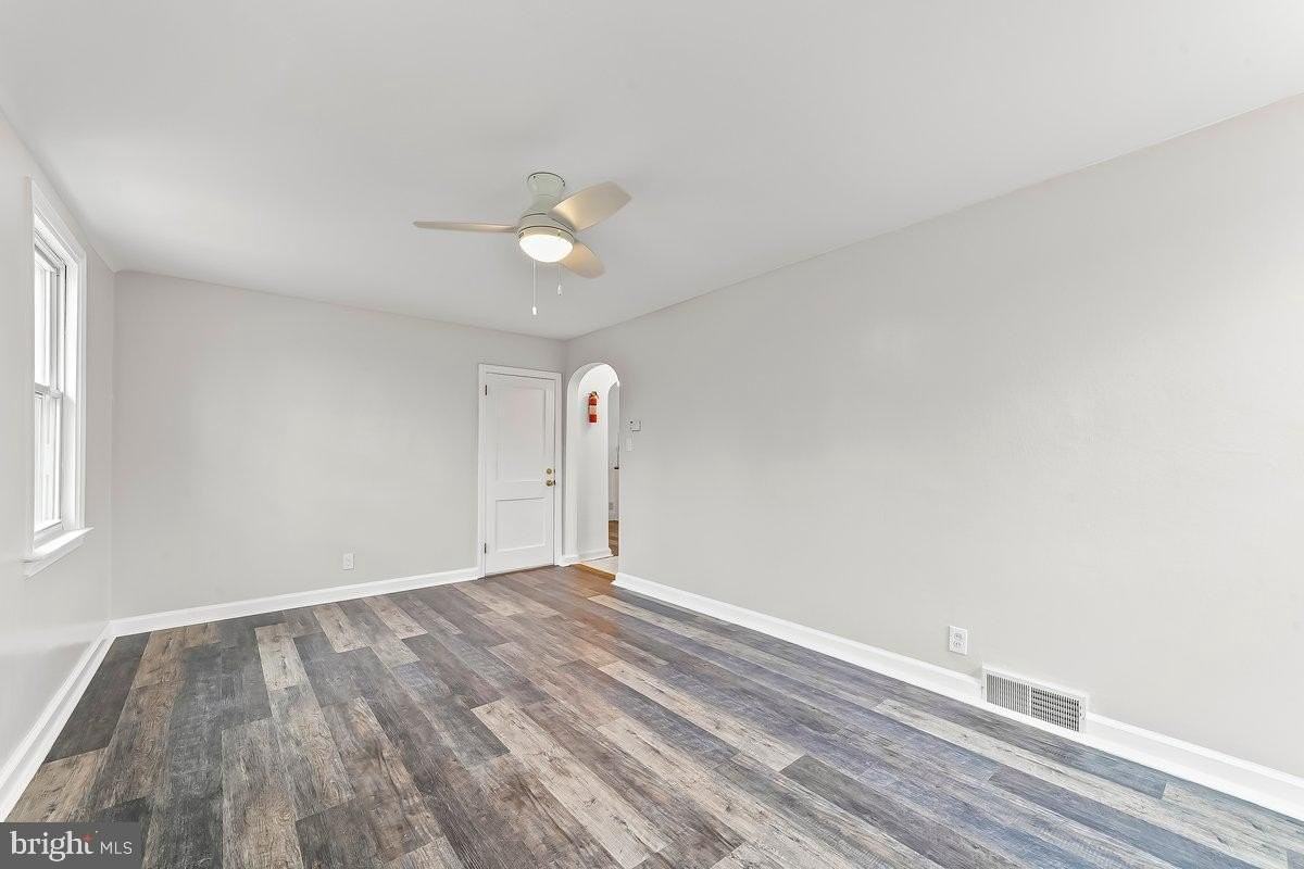 2203 Steele Rd - Photo 6 of 19