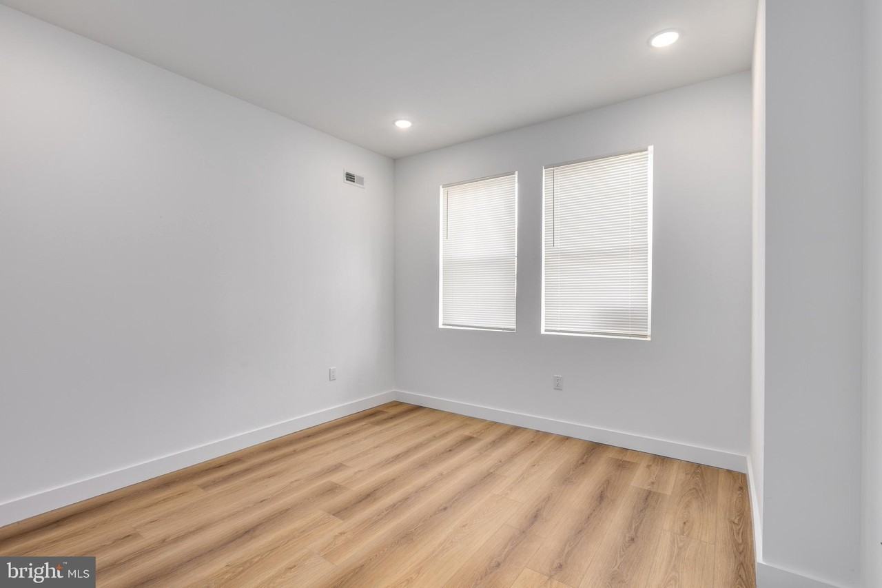 2502 North 10th Street #1 - Photo 4 of 8