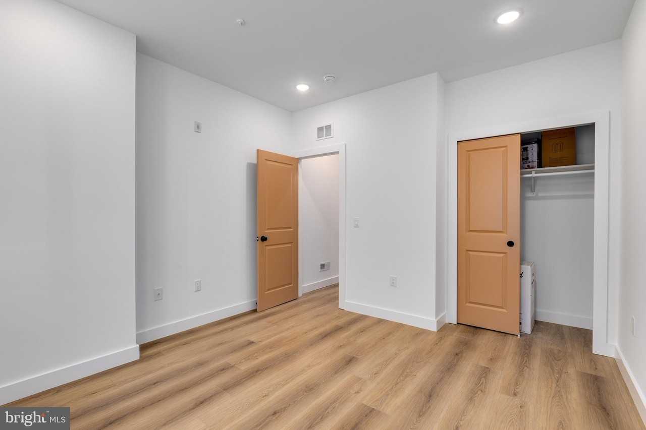 2502 North 10th Street #1 - Photo 5 of 8