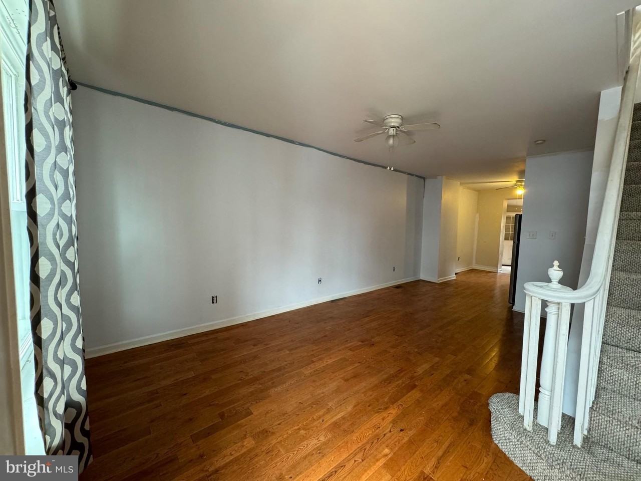 102 Daly St - Photo 5 of 29