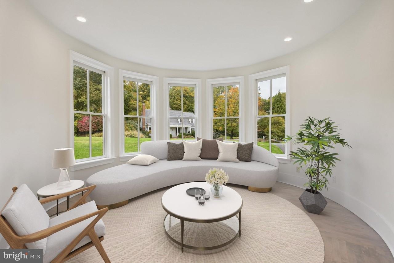 10747 Riverscape Run - Photo 5 of 37