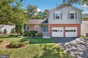 featured image of 8537 Hooes Rd