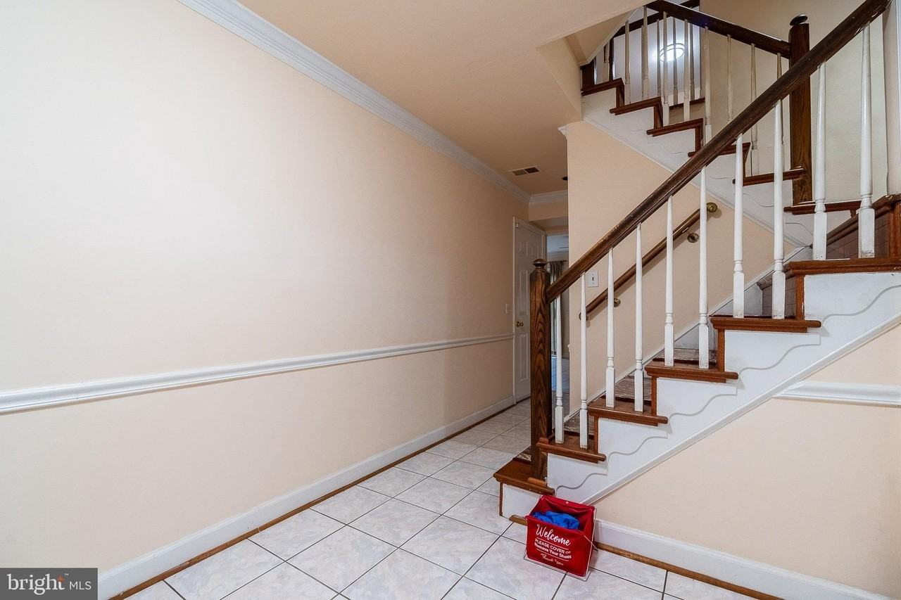 3548 South George Mason Drive - Photo 5 of 38