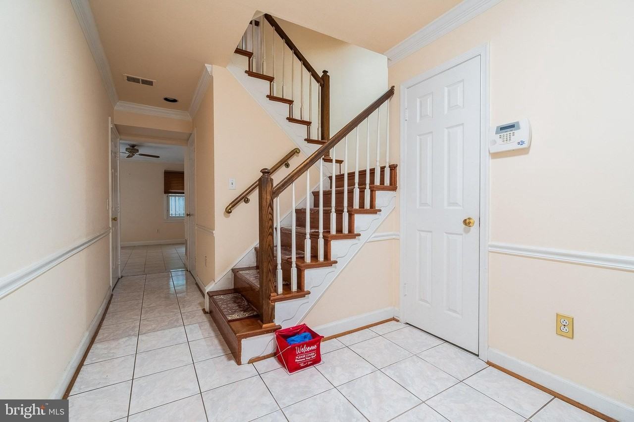 3548 South George Mason Drive - Photo 6 of 38