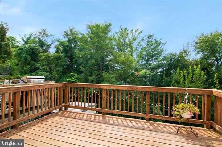 1947 Winslow Ct - Photo 3 of 17