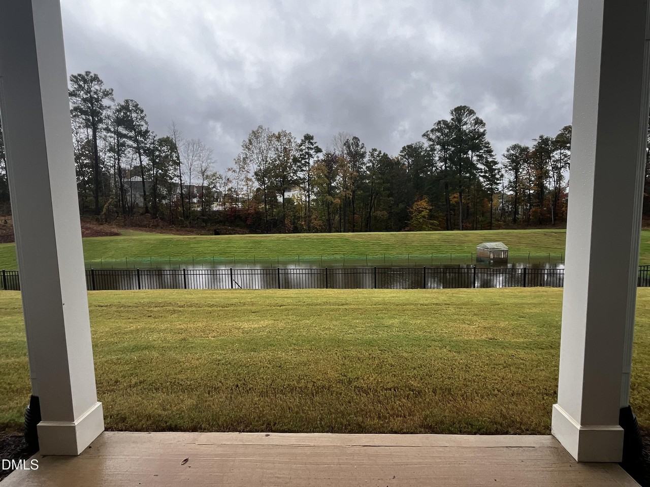 519 Brittany Ct - Photo 6 of 13