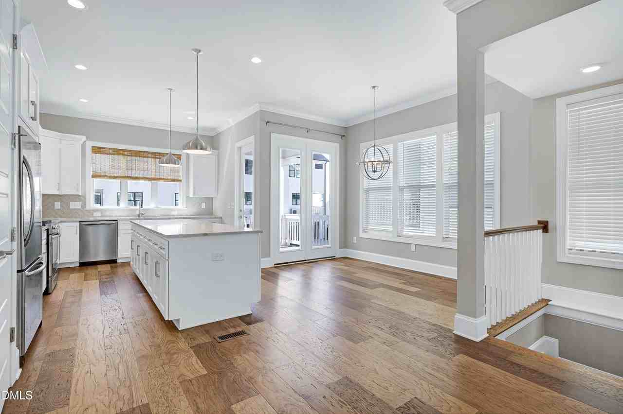 4909 Madone Dr - Photo 7 of 48