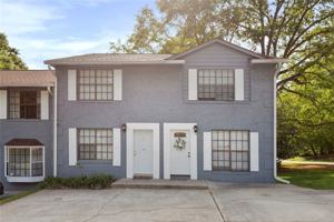 featured image of 515 N Walnut St Apt C #C