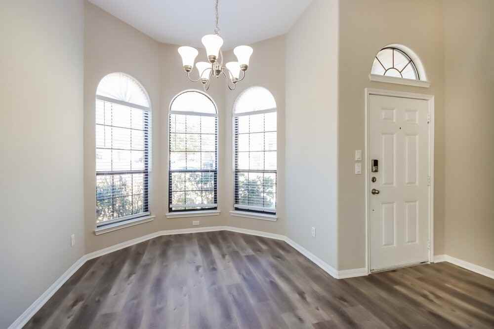 18554 Sunrise Pines Dr - Photo 6 of 17