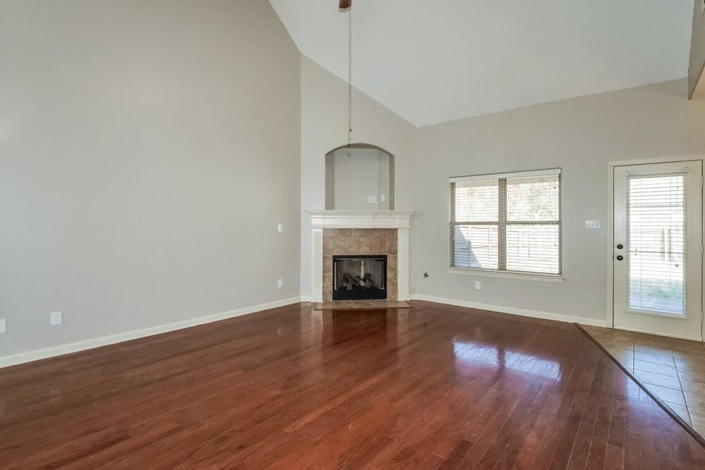 15 Willow Springs Ln - Photo 5 of 17