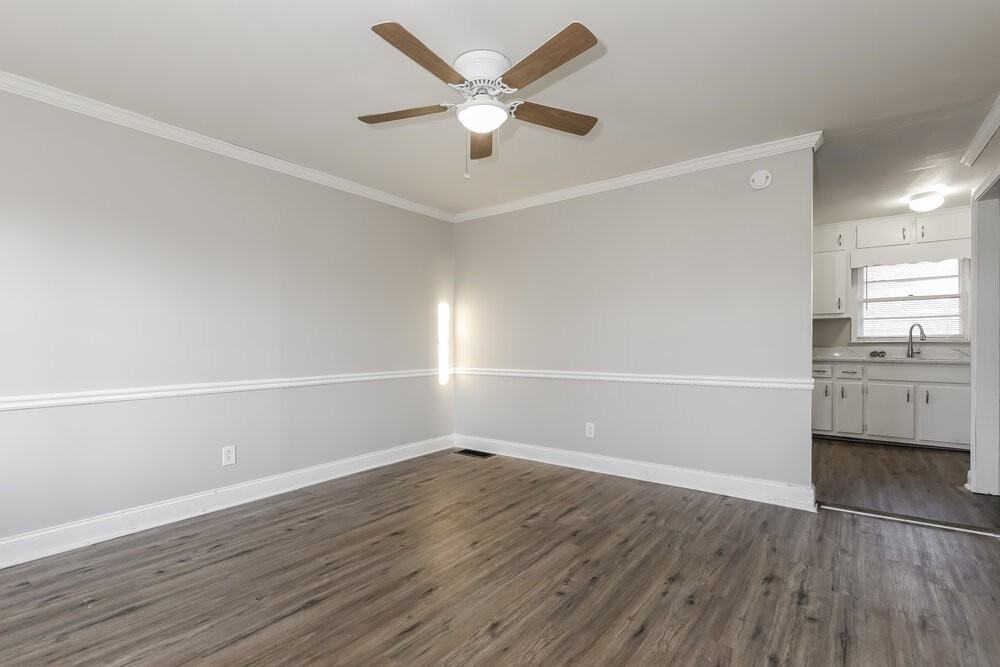 820 Oakdale Dr - Photo 5 of 18