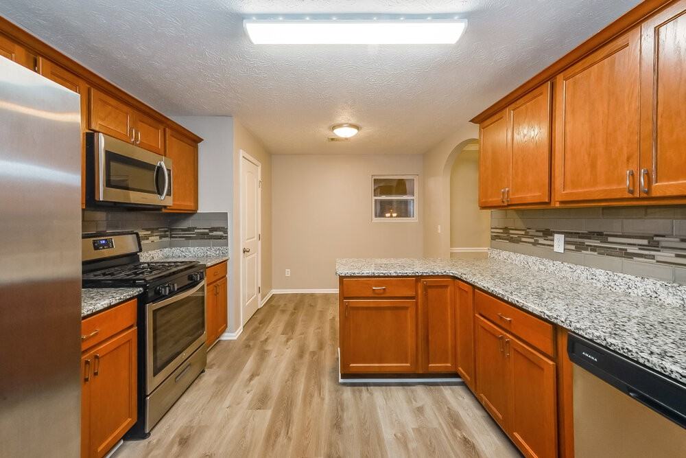 1236 Jasmine Way - Photo 7 of 17