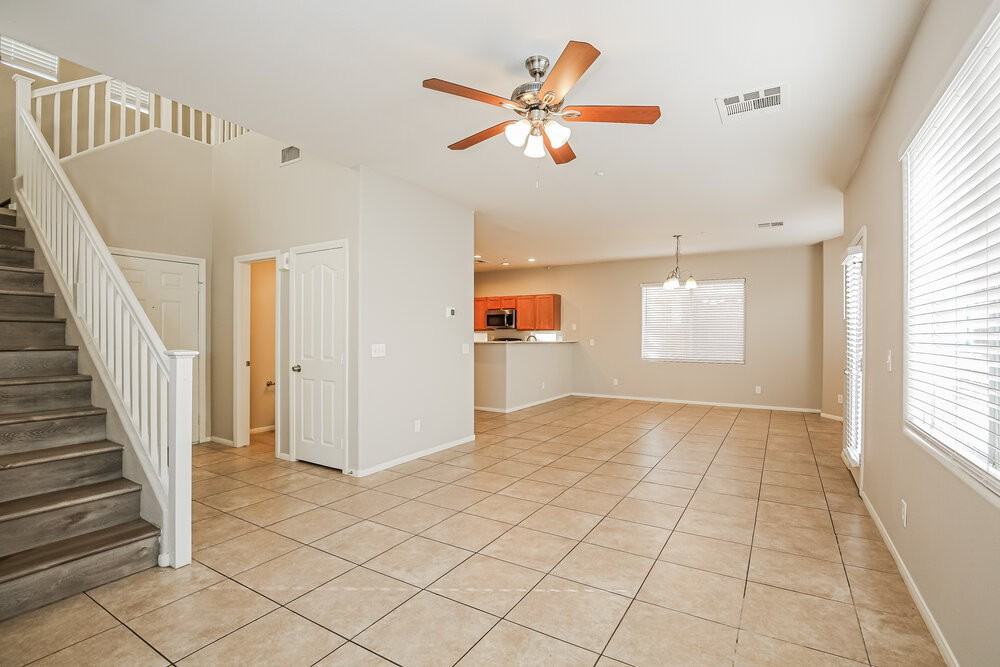 8928 Brentwood Grove Ct - Photo 6 of 17
