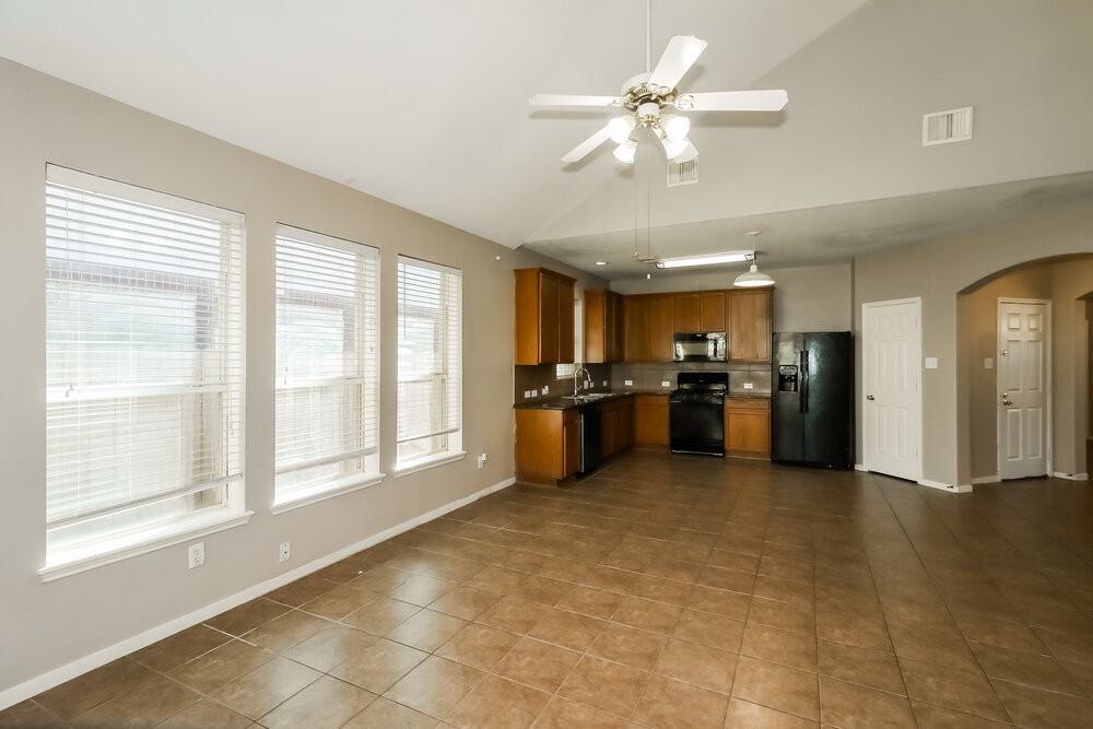 19902 Owens Trace Ln - Photo 6 of 17