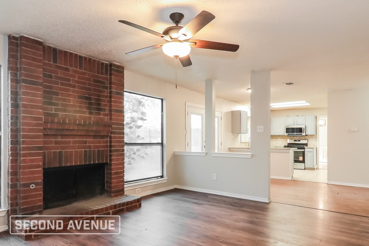 732 Creekview Ct - Photo 5 of 29