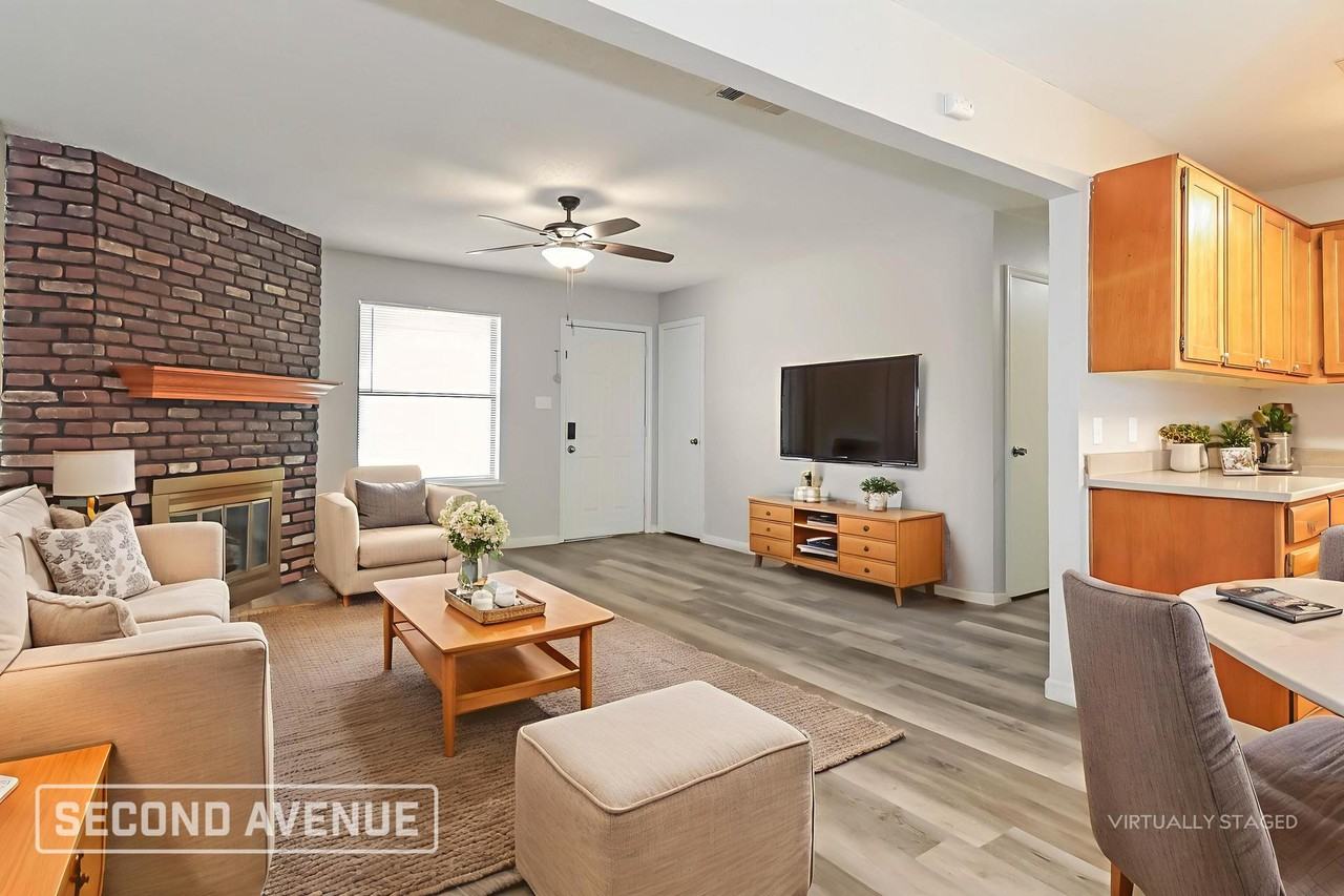 622 Martingale Dr - Photo 4 of 32