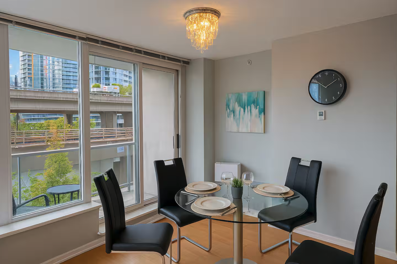 188 Keefer Place - Photo 2 of 20