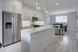 featured image of 169 Creekside Drive SW