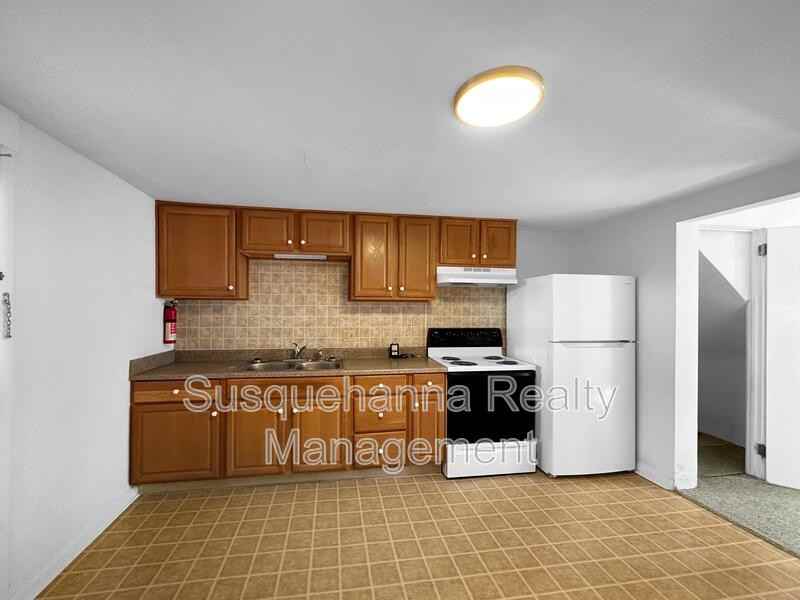 2 Arwin Dr #1 - Photo 2 of 11