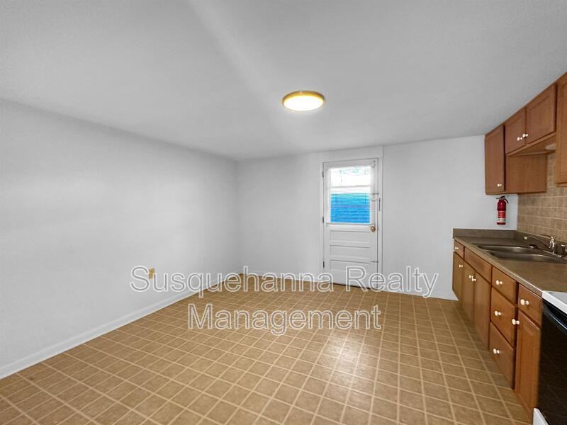 2 Arwin Dr #1 - Photo 3 of 11