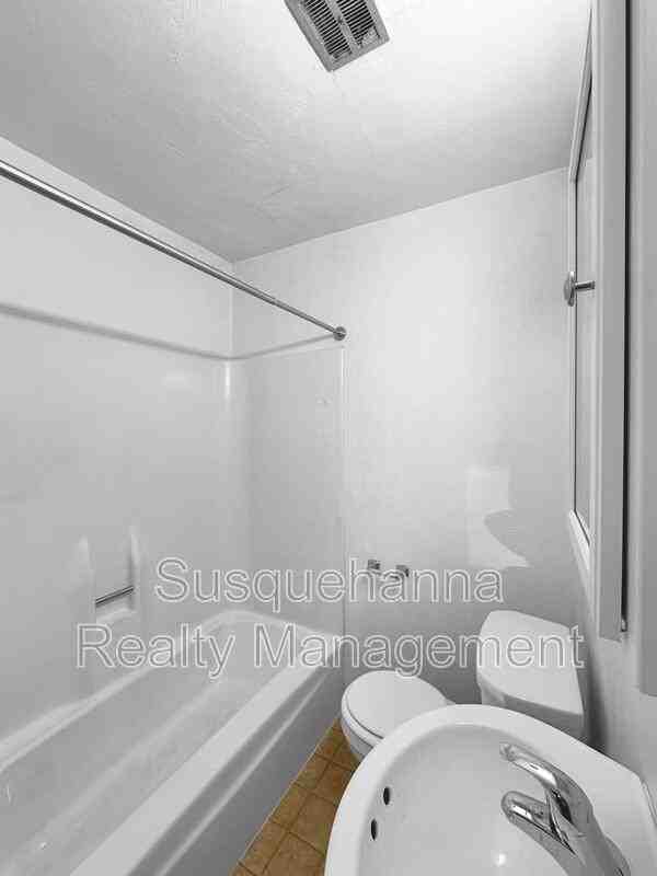 2 Arwin Dr #1 - Photo 7 of 11