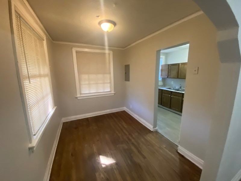 565 Chestnut Dr - Photo 6 of 16