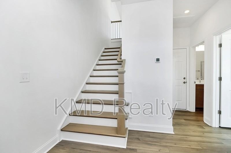 7118 Westrow Avenue - Photo 2 of 17